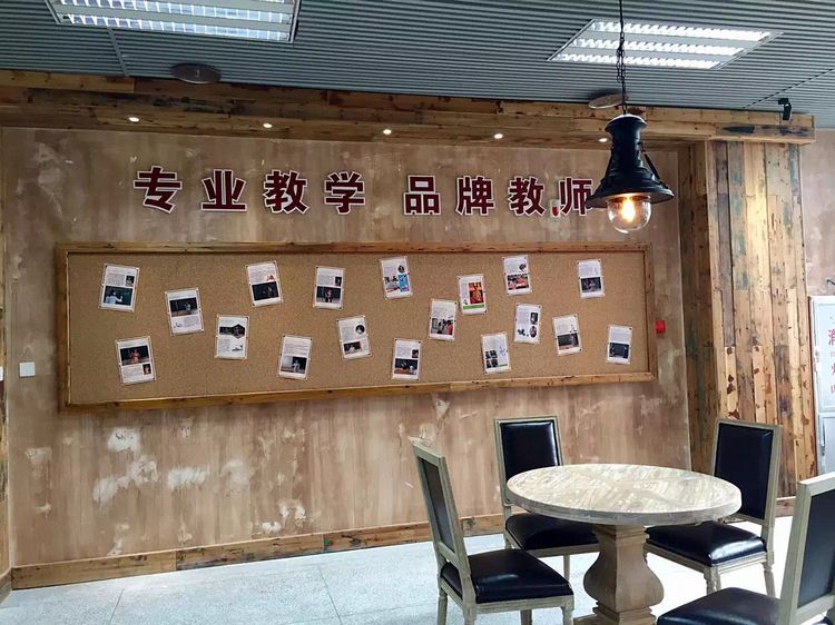 原福州市练知轩市长,原福州市教育局刘通,赵素文局长,福州市教育局